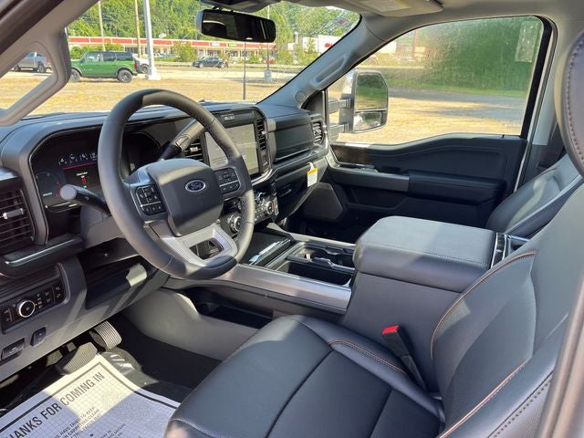 2026 Ford F-350SD Lariat DRW