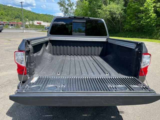 2018 Nissan Titan SV