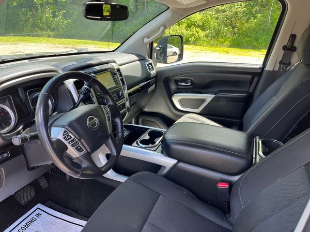 2018 Nissan Titan SV