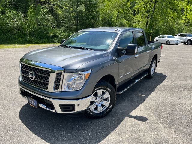 2018 Nissan Titan SV