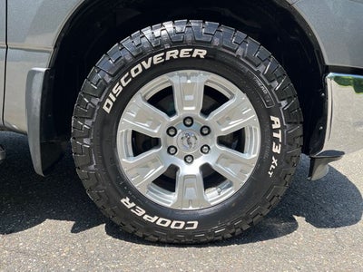 2018 Nissan Titan SV
